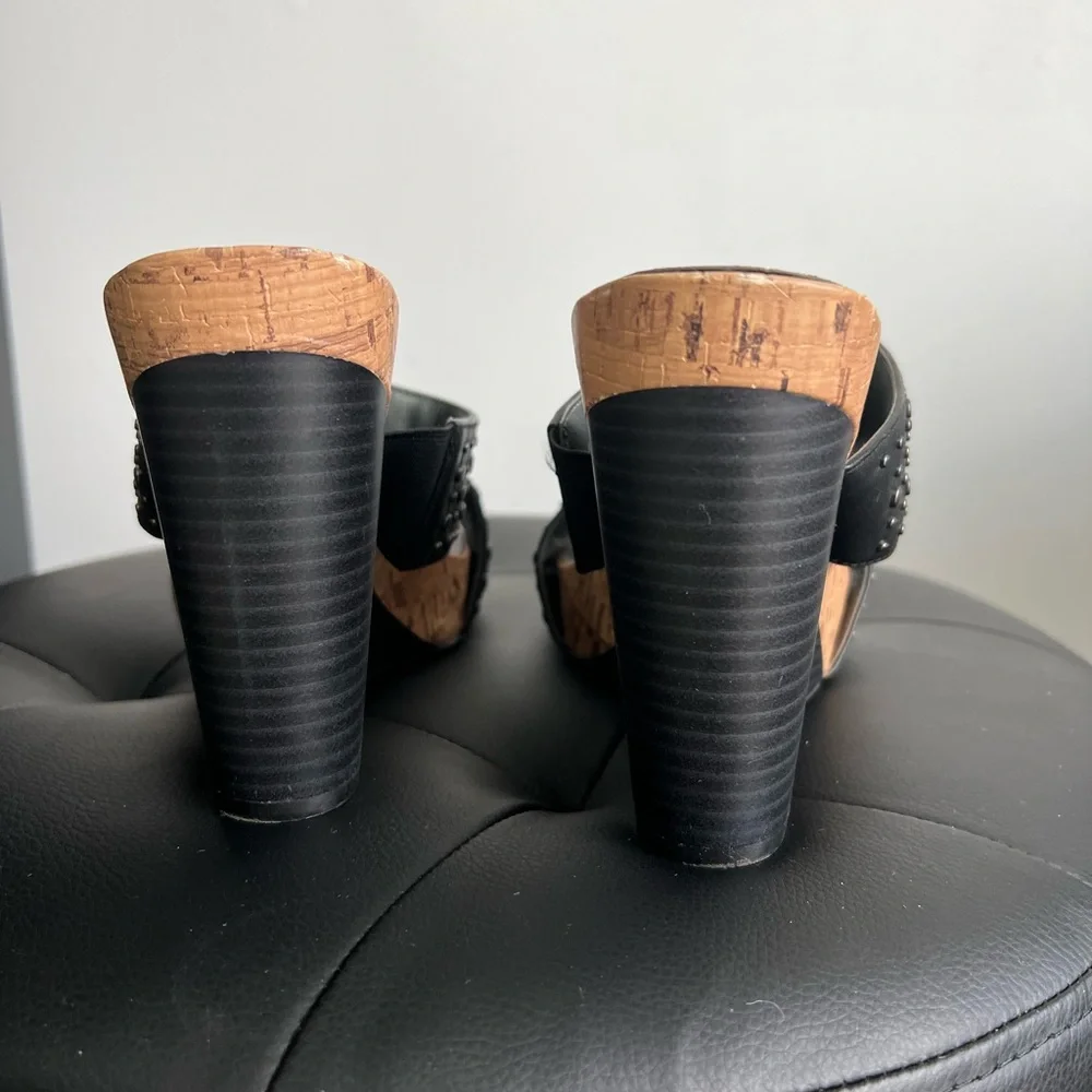 Gently Used ANA Size 9.5 women’s wedge sandals - Picture 3 of 4